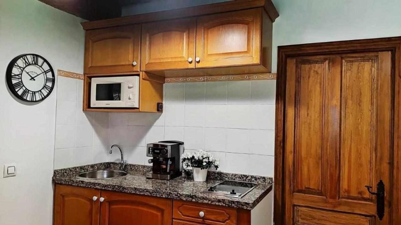 Apartamentos Rurales La Laguna Somiedo Valle de Lago Exteriör bild