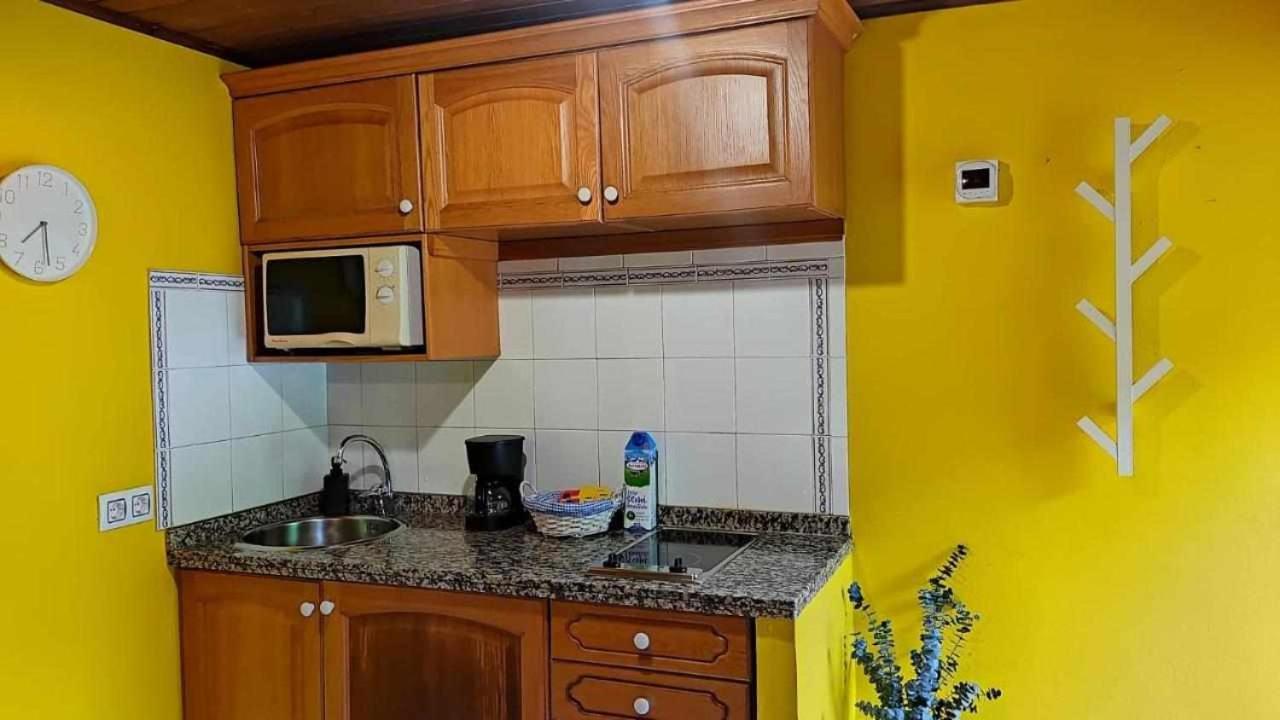 Apartamentos Rurales La Laguna Somiedo Valle de Lago Exteriör bild