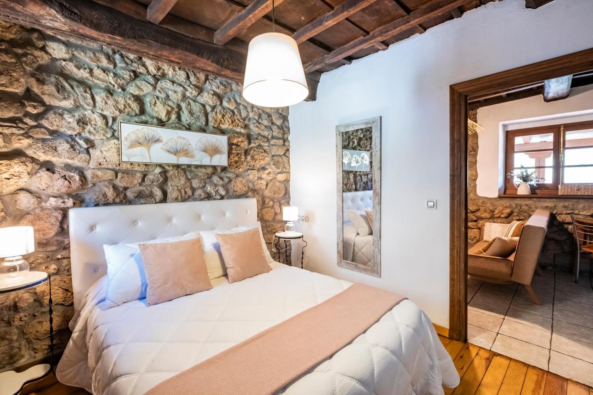 Apartamentos Rurales La Laguna Somiedo Valle de Lago Exteriör bild