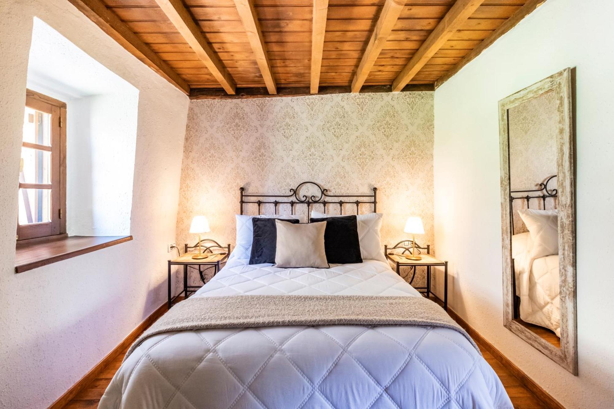 Apartamentos Rurales La Laguna Somiedo Valle de Lago Exteriör bild