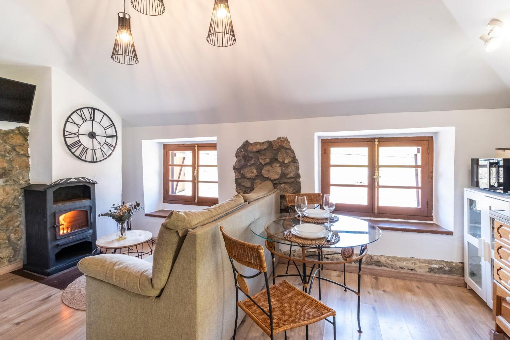 Apartamentos Rurales La Laguna Somiedo Valle de Lago Exteriör bild