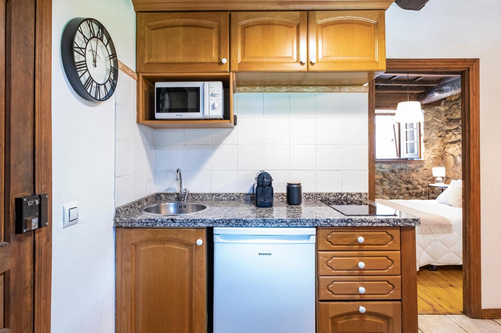 Apartamentos Rurales La Laguna Somiedo Valle de Lago Exteriör bild