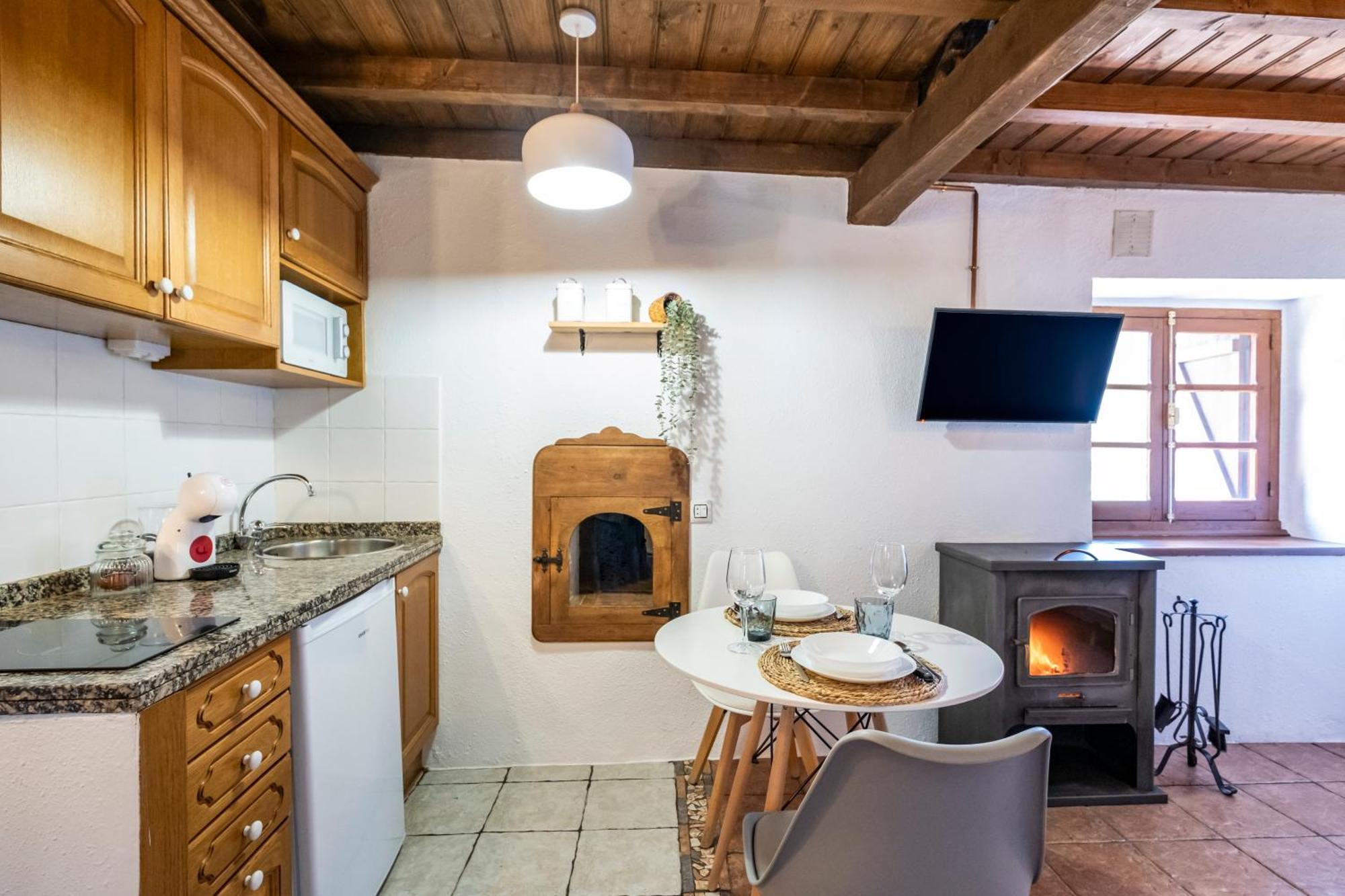 Apartamentos Rurales La Laguna Somiedo Valle de Lago Exteriör bild